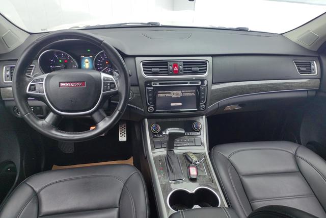 HAVAL H8 2015 — фото 11