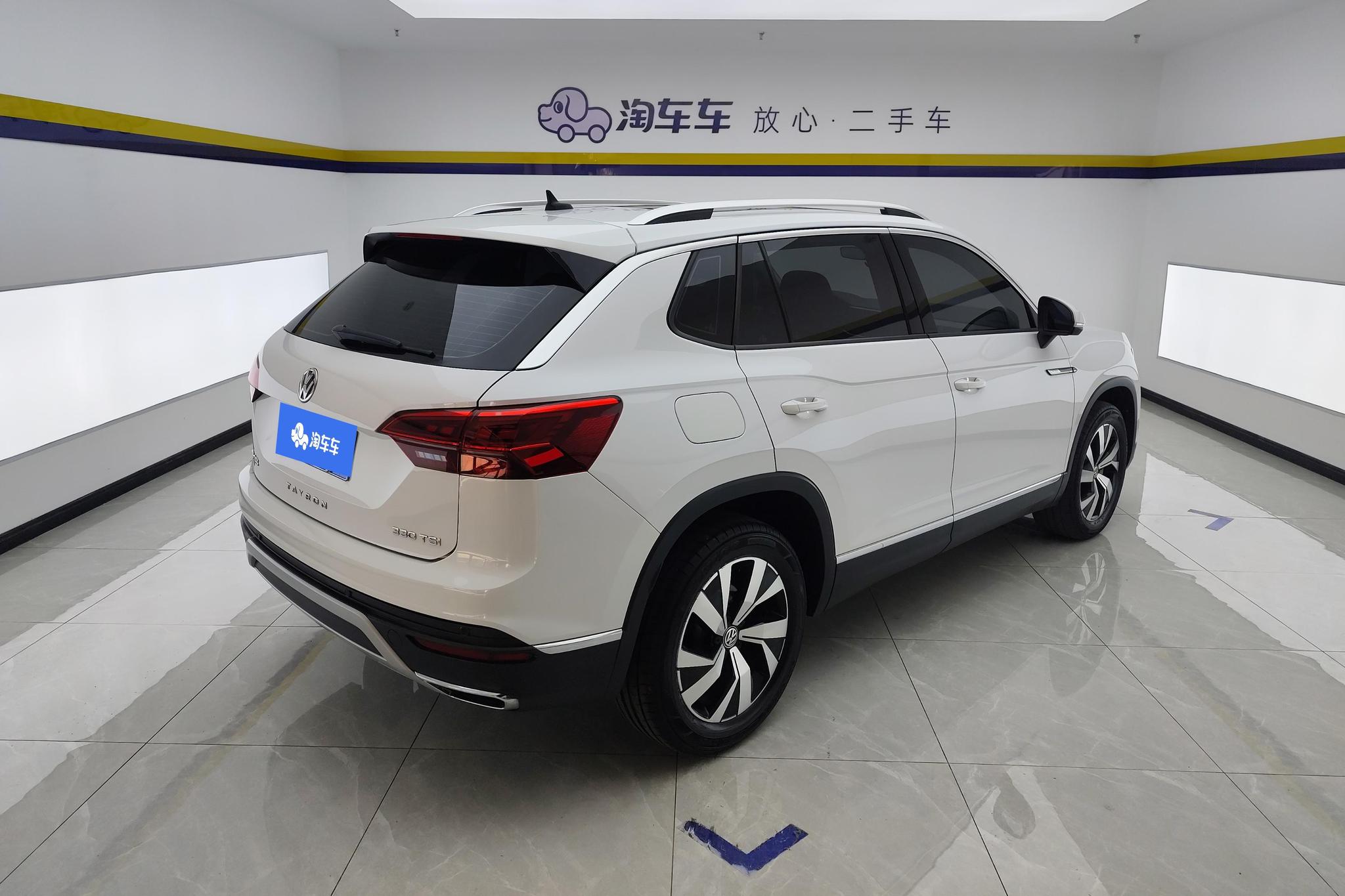 Volkswagen Tayron 2022 330TSI Luxury Smart Connect