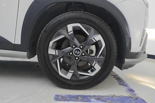 Hyundai ix35 2023 Белый из Китая, фото 2