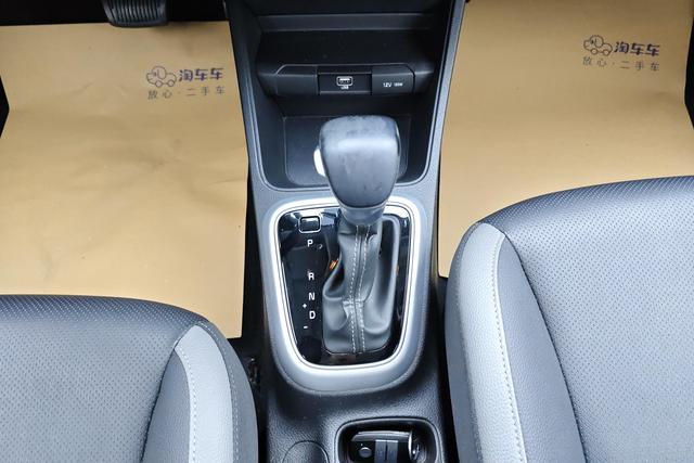 Kia Yi Ran 2020 Белый из Китая