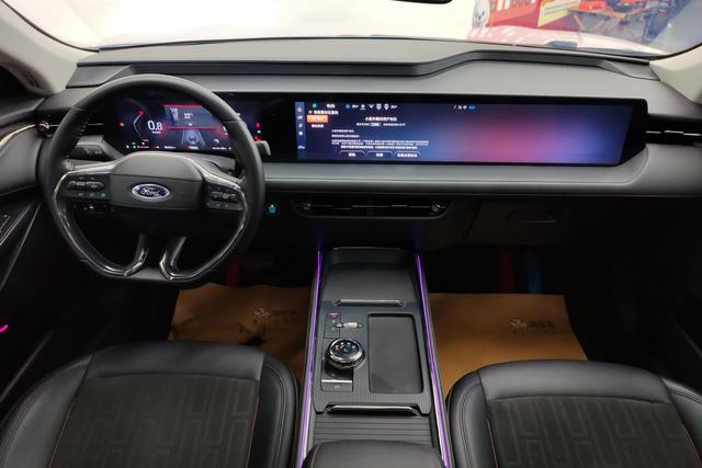 Ford Mondeo 2022 Eco Boost 245 Luxury — фото 12