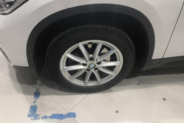 BMW X1 2018 — фото 10