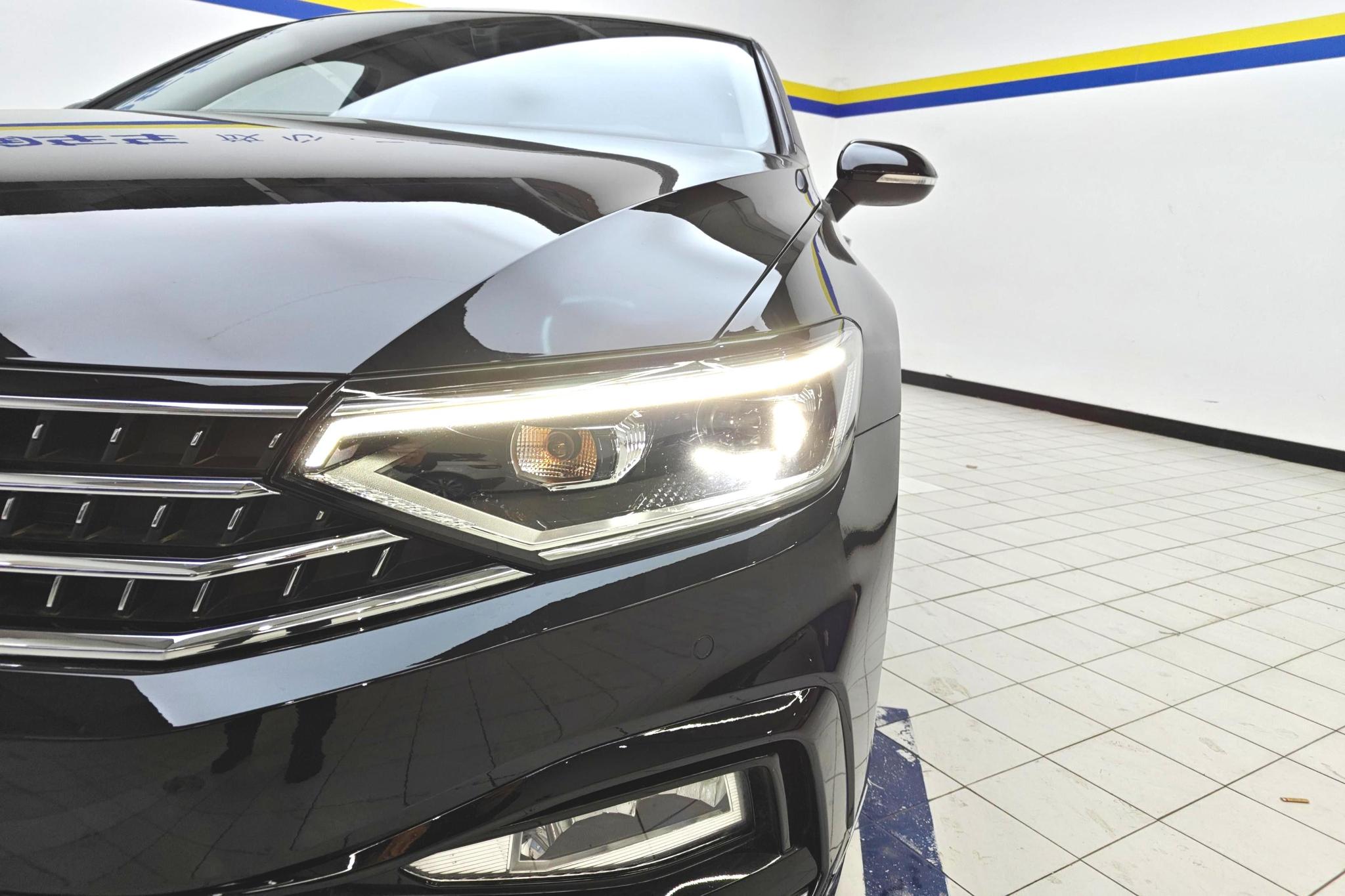 Volkswagen Magotan 2023 200 330TSI DSG Lead
