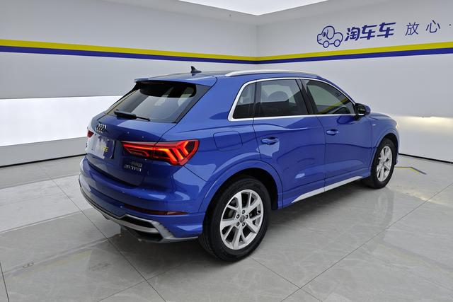 Audi Q3 2019 — фото 3