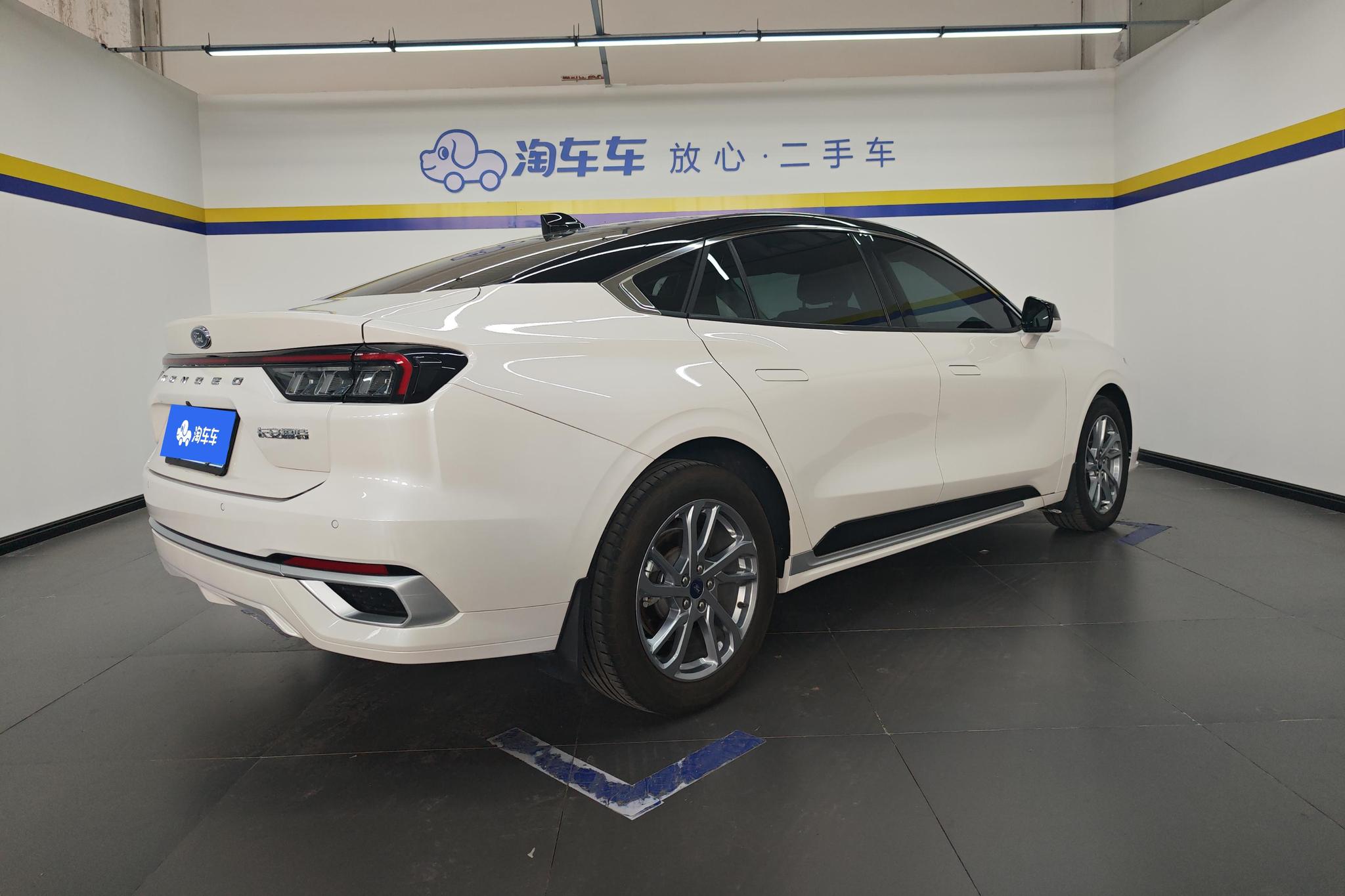 Ford Mondeo 2023 EcoBoost 245 Luxury