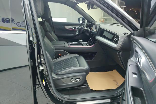 Trumpchi GS8 2022 2.0 TGDI 2 WD 7 — фото 10