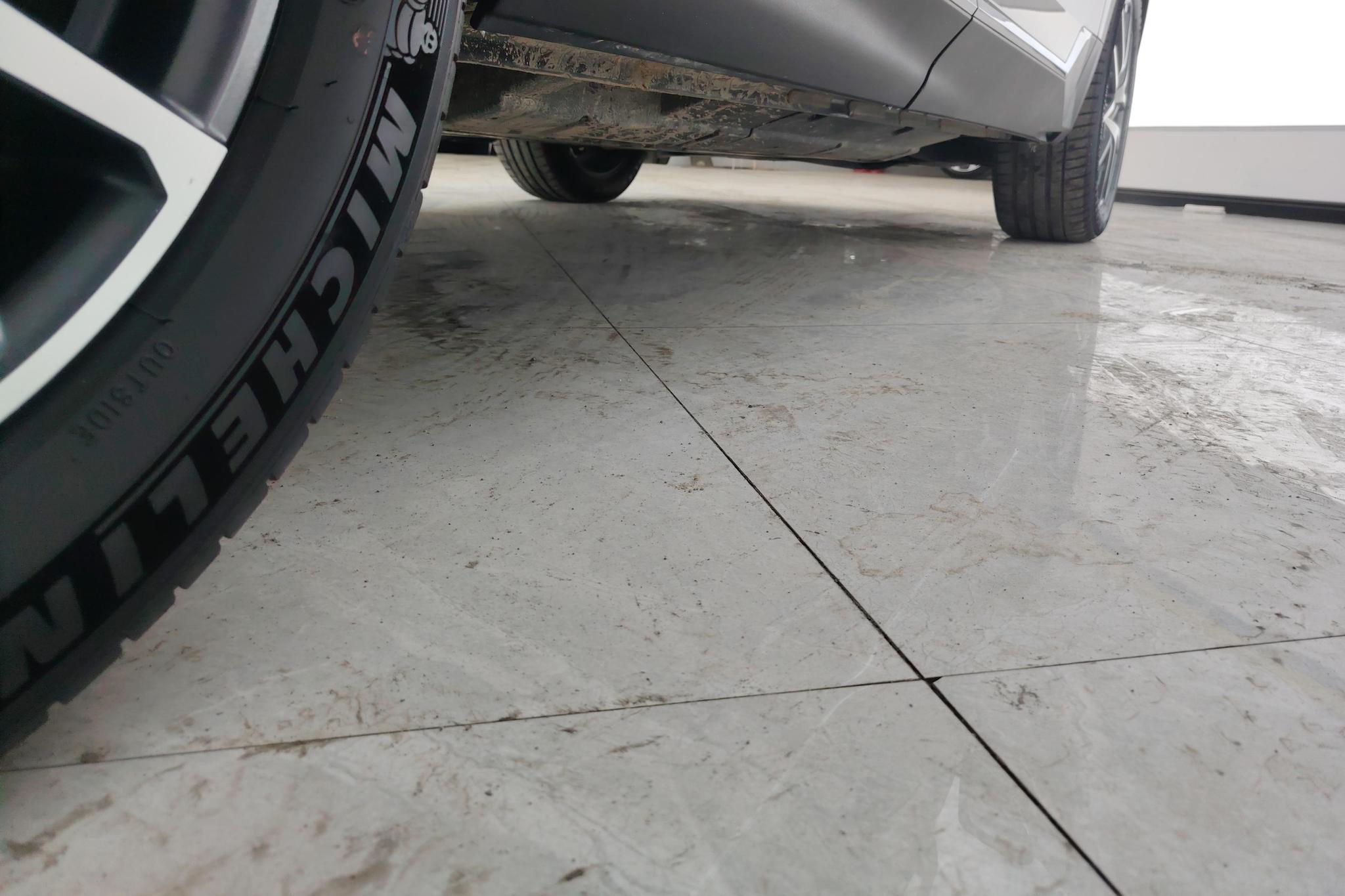 GAC GS8 2022 2.0TGDI Luxury 7 мест