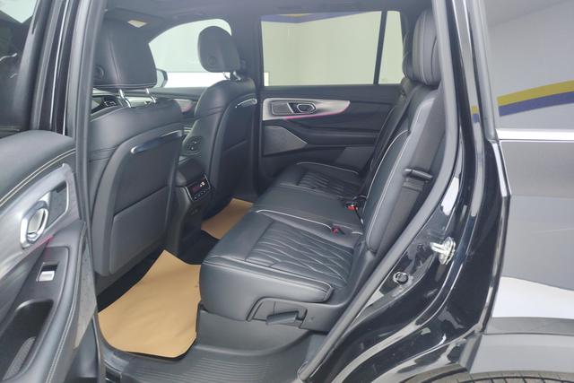 Trumpchi GS8 2022 2.0 TGDI 2 WD 7 — фото 16
