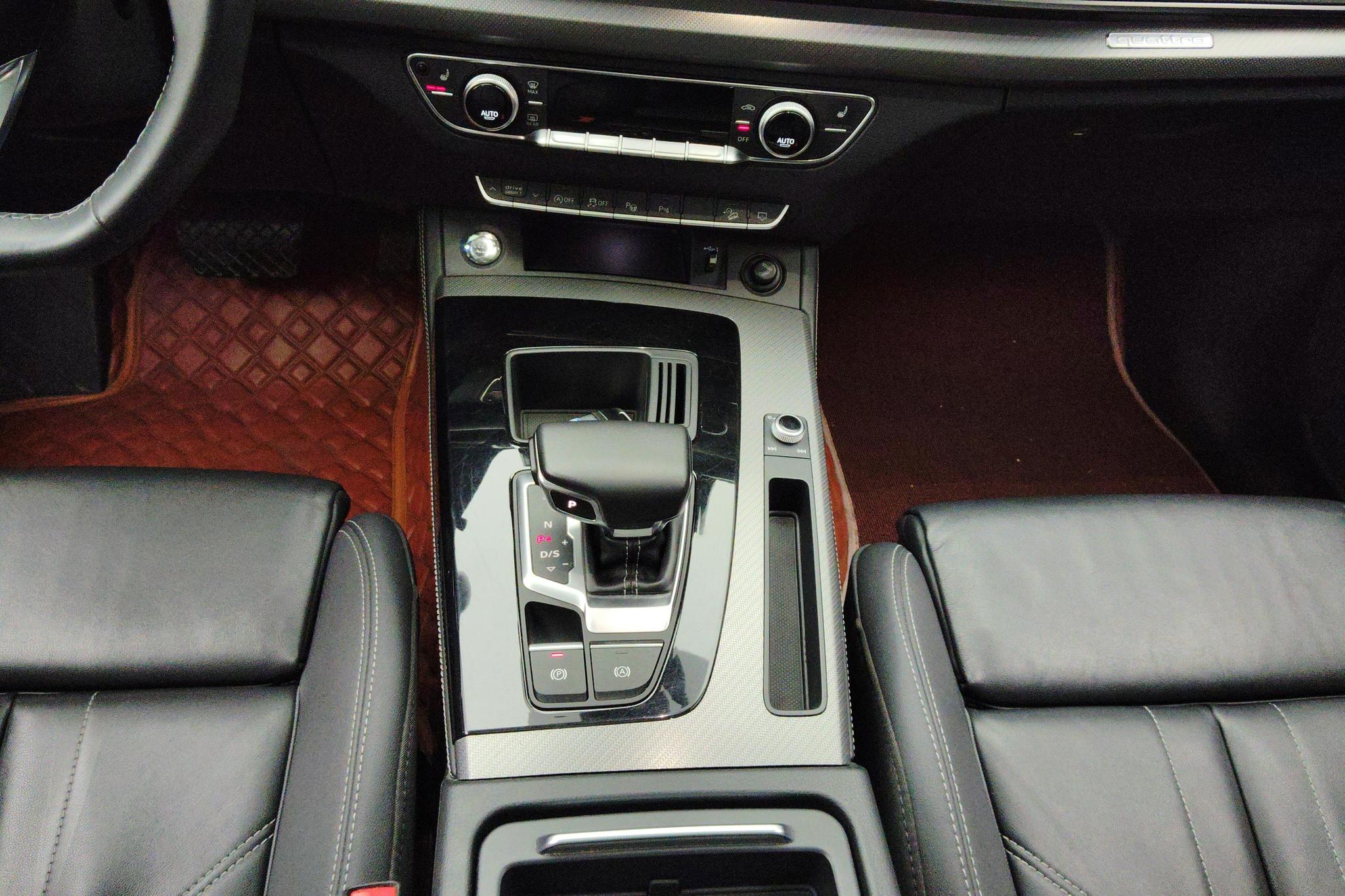 Audi Q5L id 4437865 из Китая 13