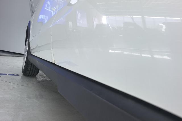 BAIC BJEV Baic New Energy EC 2018 — фото 10
