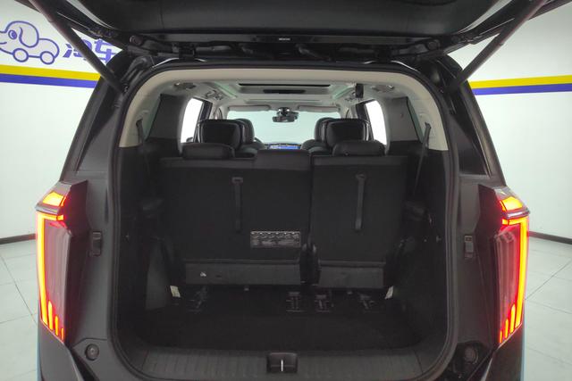 Trumpchi M8 2024 2.0 TGDI — фото 17