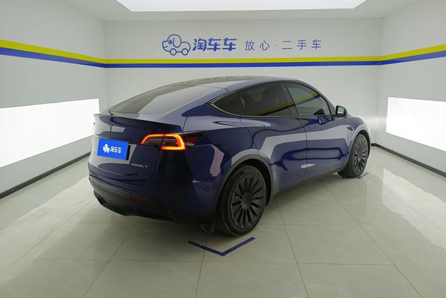Tesla Model Y 2022 Синий из Китая, фото 2
