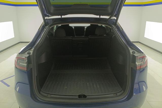 Tesla Model Y 2022 Синий из Китая, фото 4