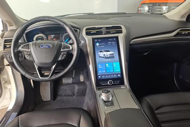 Ford Mondeo 2020 Eco Boost 180 — фото 12