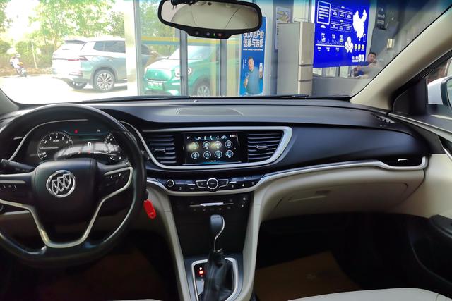 Buick Yinglang 2019 Белый из Китая, фото 2