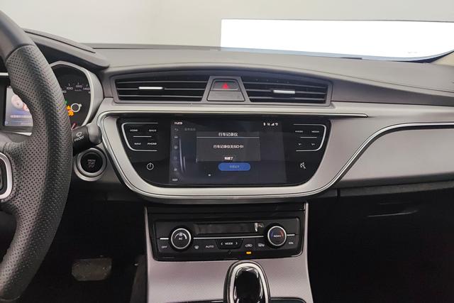 Geely Automobile Emgrand GL id 3804515 из Китая 12