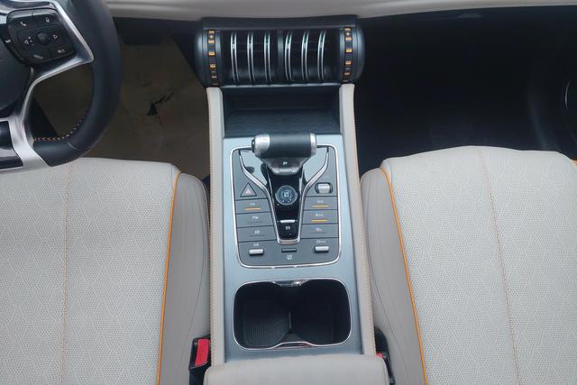 BYD Yuan PLUS 2023 Белый из Китая, фото 4