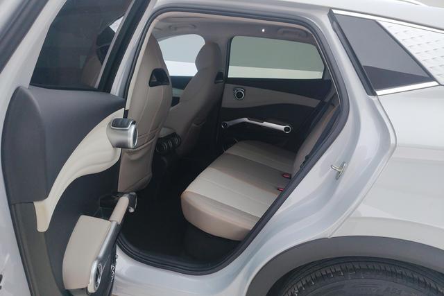 BYD Yuan PLUS id 3804692 из Китая 15