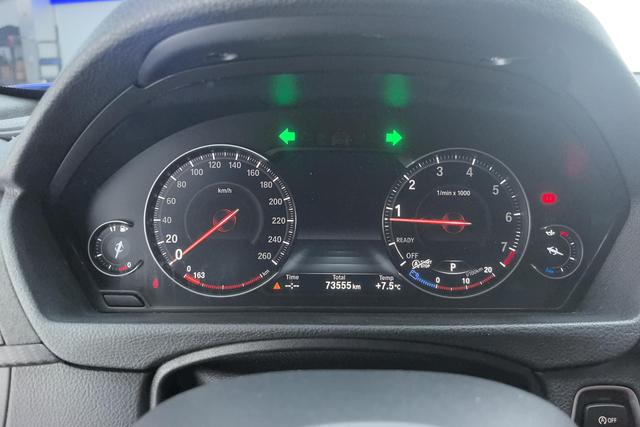 BMW 3 Series 2019 — фото 13