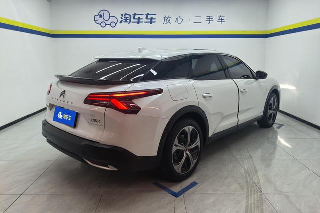 Citroen Versailles C5 X 2023 Белый из Китая, фото 3