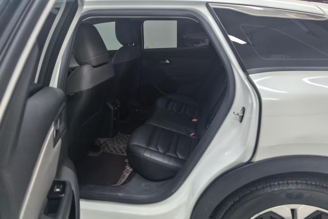 Citroen Versailles C5 X id 3785654 из Китая 16