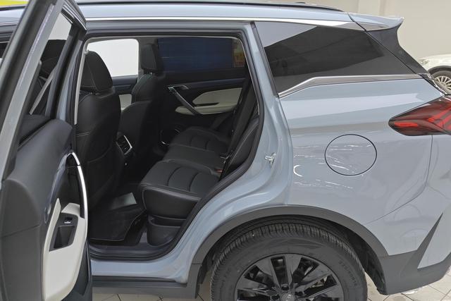 Geely Automobile Boyue id 3785053 из Китая 8