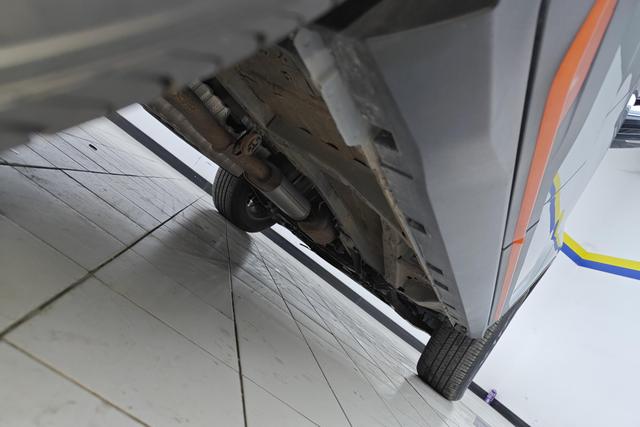 Geely Automobile Boyue id 3785053 из Китая 11