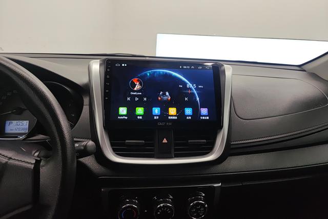 Toyota YARiS L 2020 — фото 12