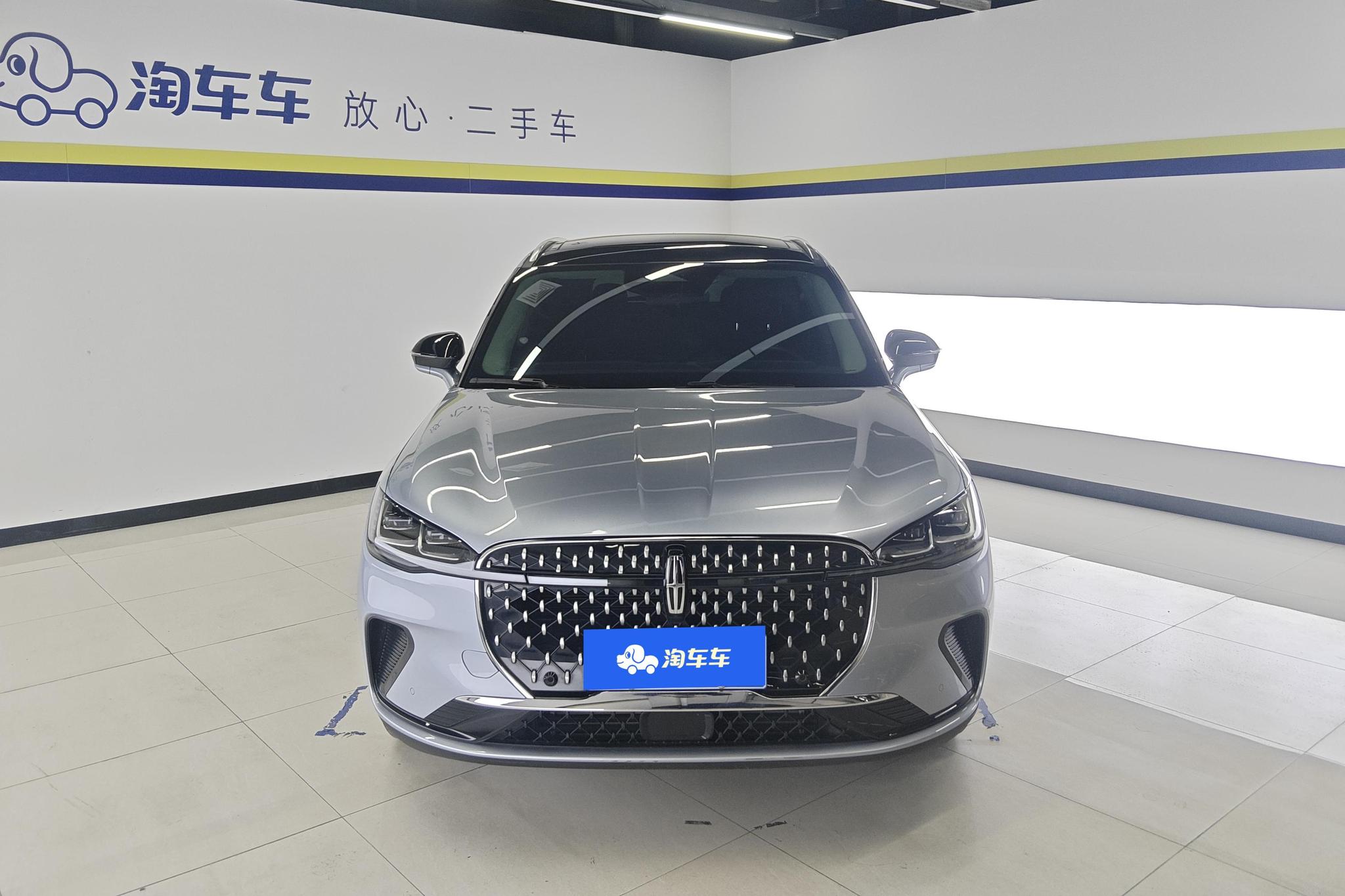 Lincoln Corsair 2024 2.0T Premium