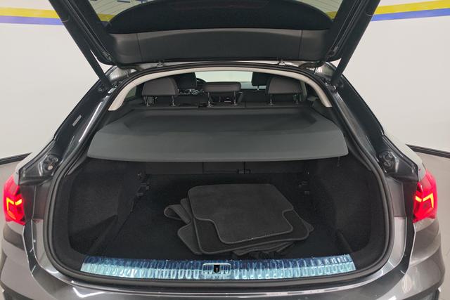 Audi Q3 Sportback 2020 40 TFSI — фото 17