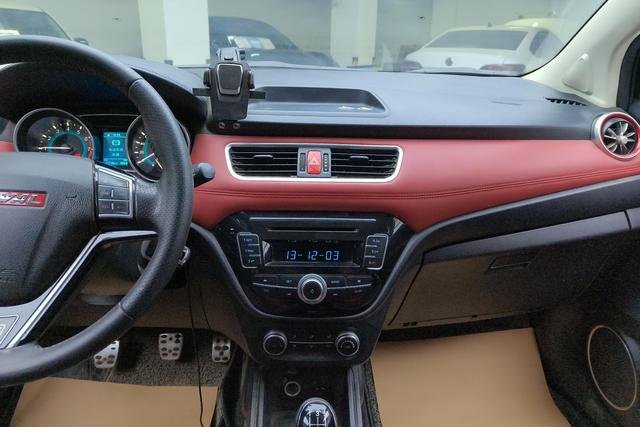 HAVAL H1 2015 — фото 11