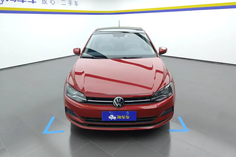 Volkswagen Polo Plus 1.5 L ATTech — фото 2