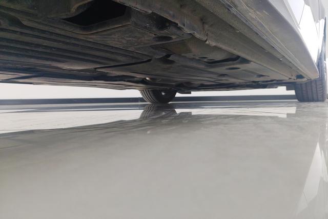 Lynk 03 2023 Темно-серый из Китая, фото 6