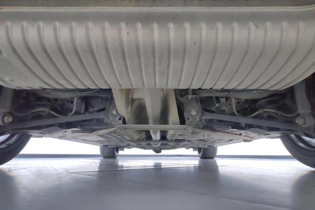 BMW 1 series id 3804663 из Китая 15