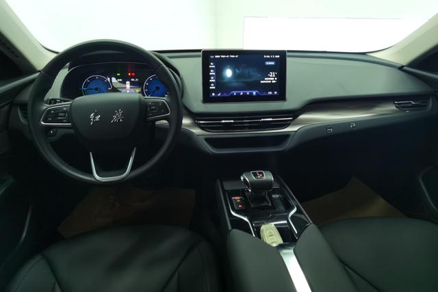 Red flag E-QM5 id 3803937 из Китая 14