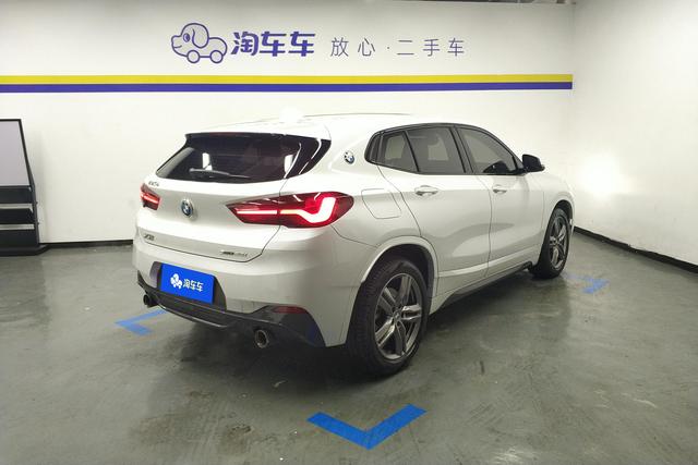 BMW X2 2022 — фото 3