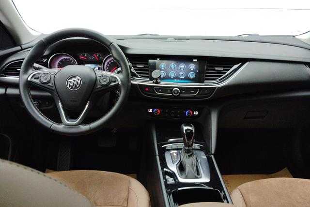 Buick Regal 2019 — фото 12