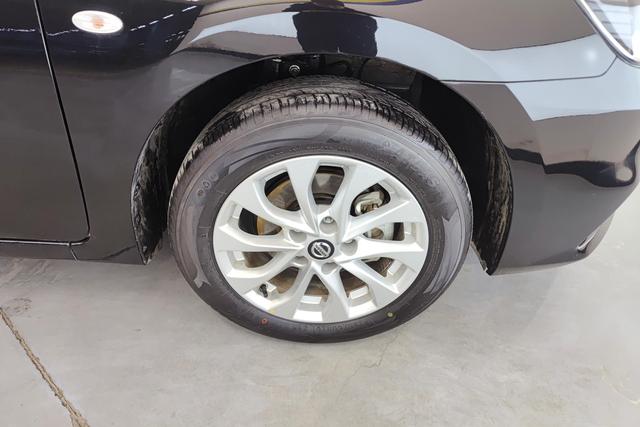 Nissan Xuan Yi id 3785252 из Китая 14