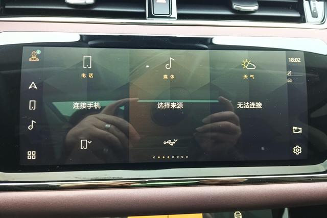 Land Rover Range Rover Evoque 2022 L 249 PS R-Dynamic — фото 11