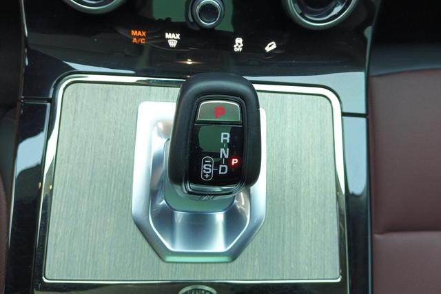 Land Rover Range Rover Evoque 2022 L 249 PS R-Dynamic — фото 15