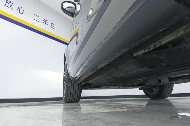 Land Rover Range Rover Evoque 2022 L 249 PS R-Dynamic — фото 6