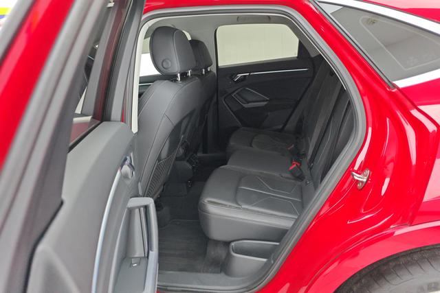 Audi Q3 Sportback 2020 — фото 15