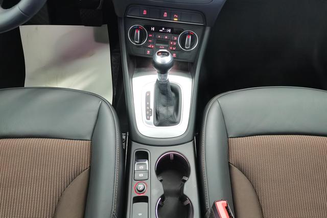 Audi Q3 2018 30 TFSI — фото 14