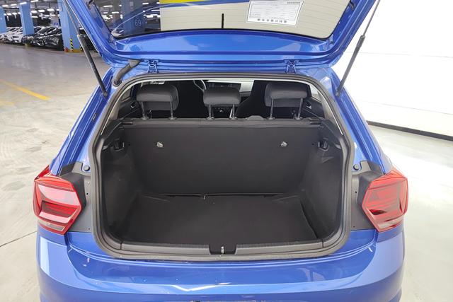 Volkswagen Polo 2020 Синий из Китая, фото 2