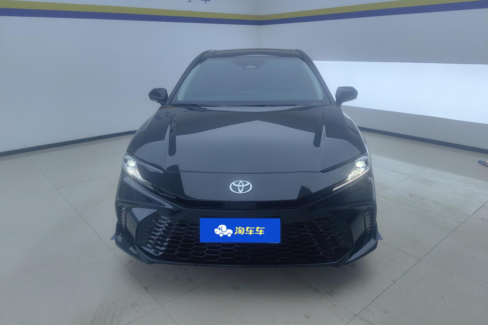 Toyota Camry 2026 2.0HSE Sport Lite