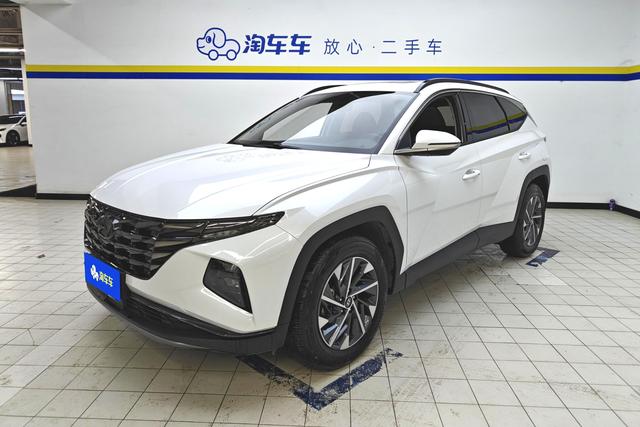 Hyundai Tucson 2023 L 1.5 T GLX 2 WD