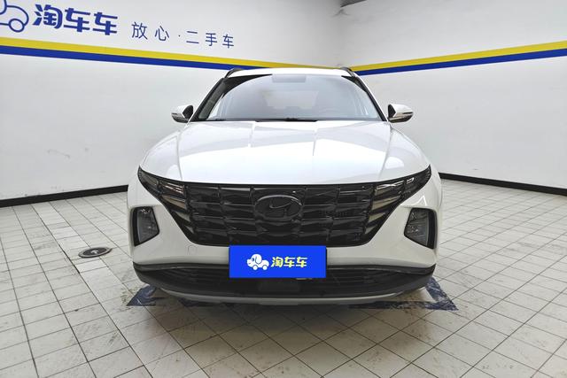 Hyundai Tucson 2023 L 1.5 T GLX 2 WD — фото 2