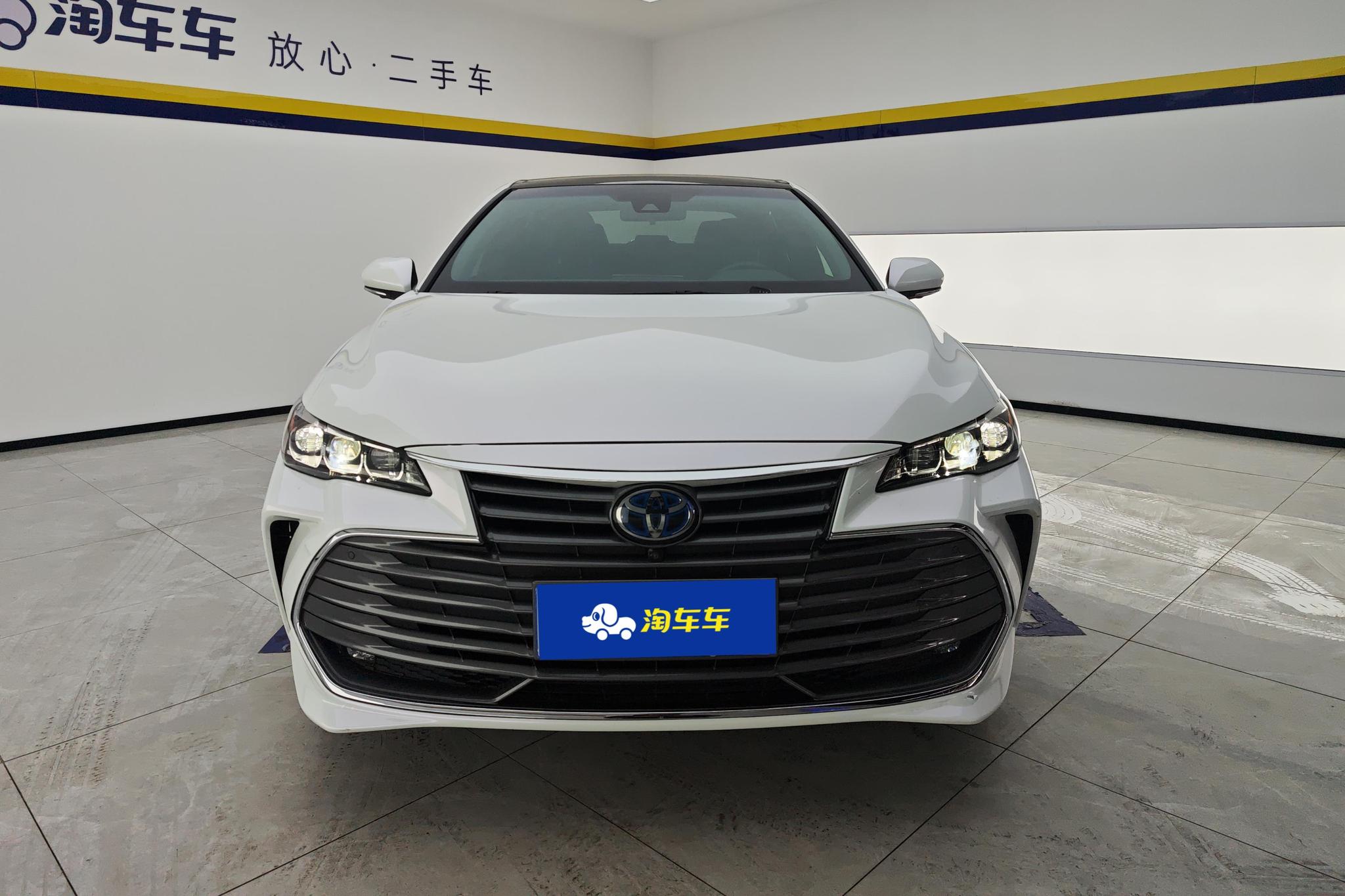 Toyota Avalon 2019 2.5L XLE Luxury VI