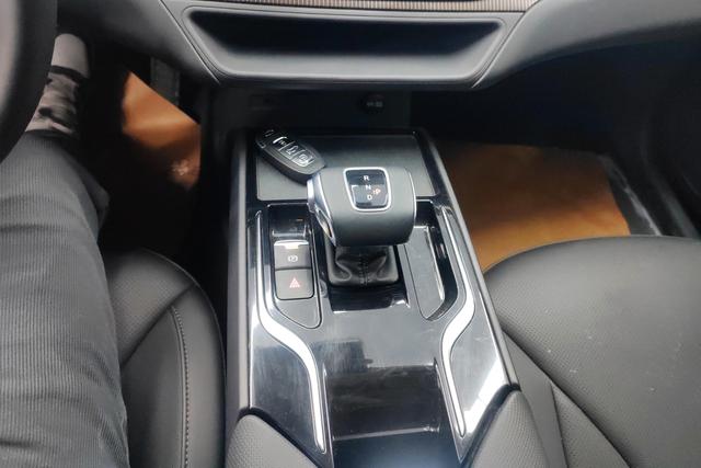 Red flag E-QM5 id 3785760 из Китая 17