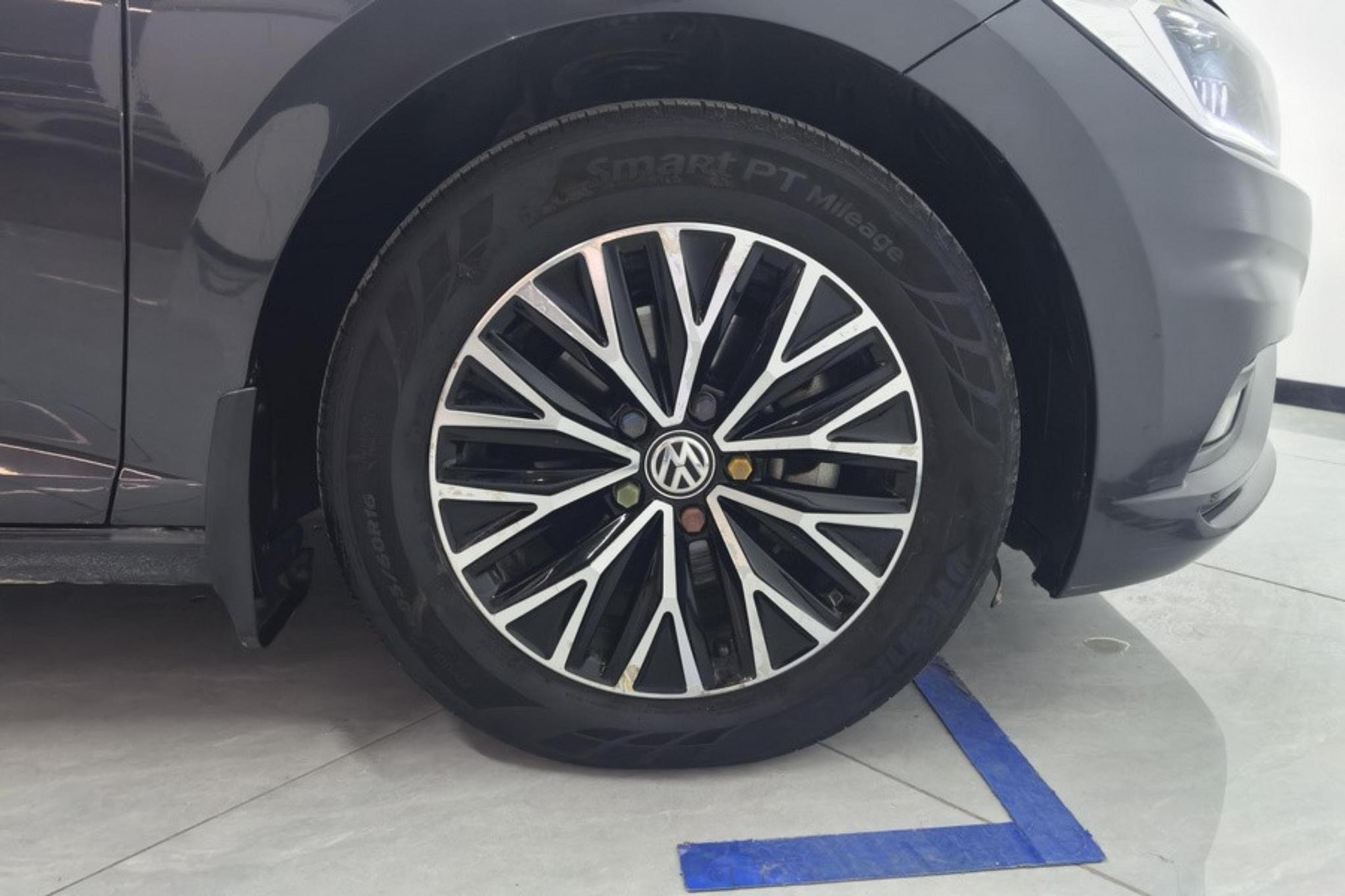 Volkswagen Sagitar 2020 200TSI DSG Comfort VI